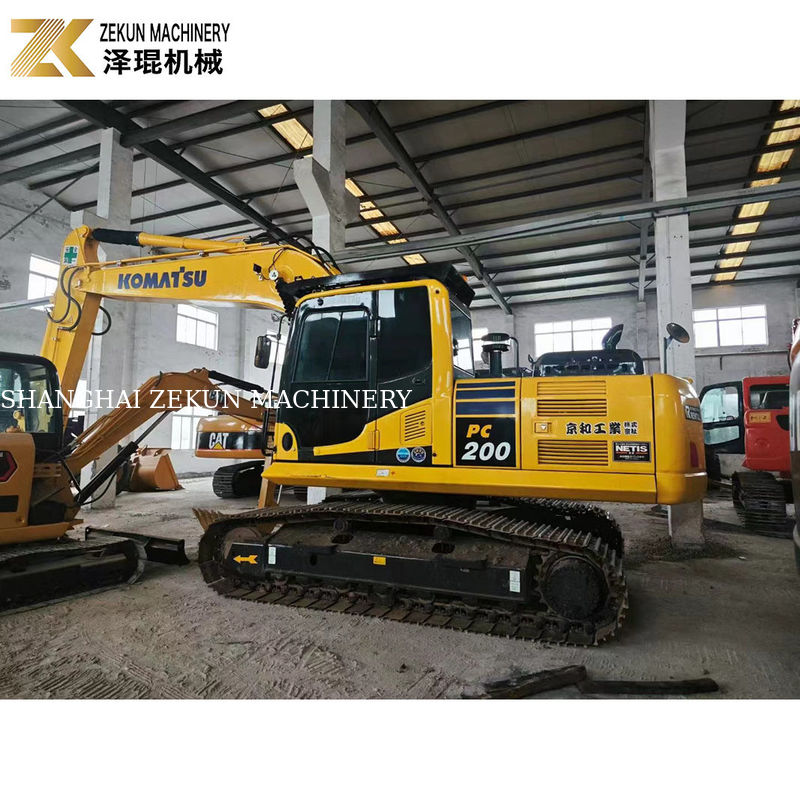 Korte werktijden 2001-4000 Komatsu PC200-8 Gebruikte graafmachine in goede staat