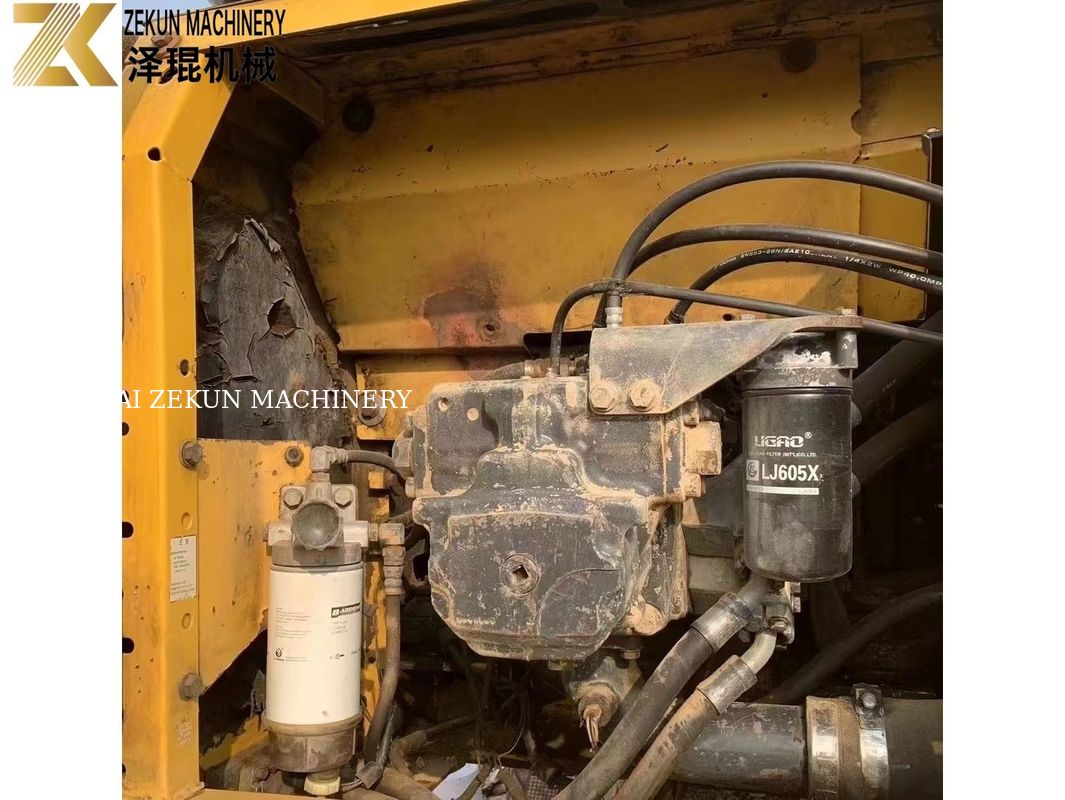 Gebruikte Komatsu 200 graafmachine In tweedehands PC200-6 graver Bedrijfsgewicht 20,15 ton