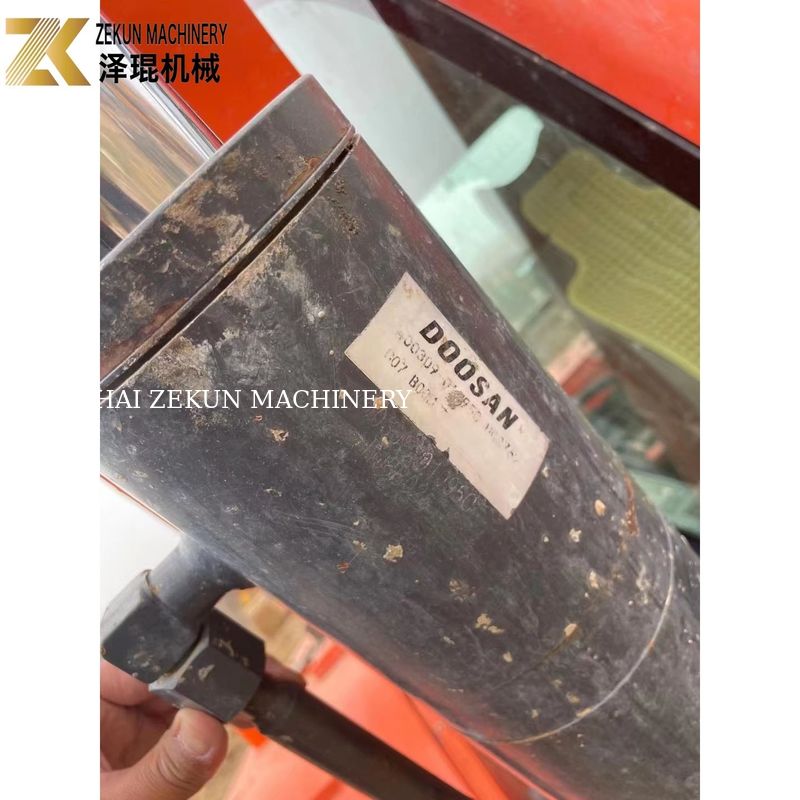 5 ton Doosan 55 graafmachine DH55 Gebruikte Doosan Graafmachine 0,175M3 Emmer