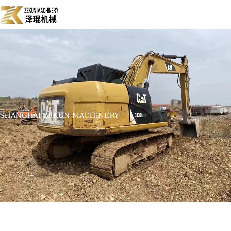 Gebruikte Cat 313 graafmachine 13 ton Wegbouwapparatuur met een emmercapaciteit van 0,65 m3