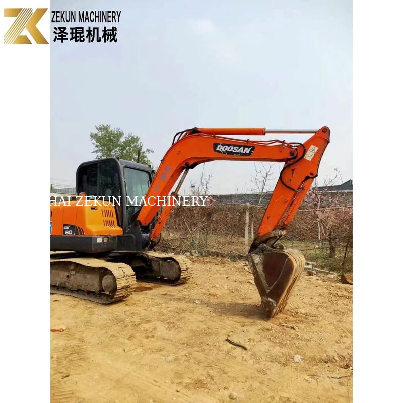 Tweedehands Doosan DX60-7 DX60-9 6T gebruikte graafmachine uit Korea
