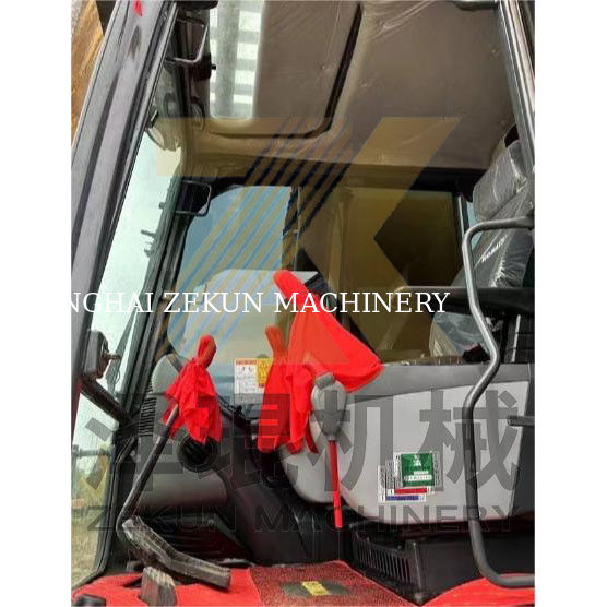 Komatsu PC240-7 Graafmachine met lage werktijden 0-2000 en andere hydraulische cilinder