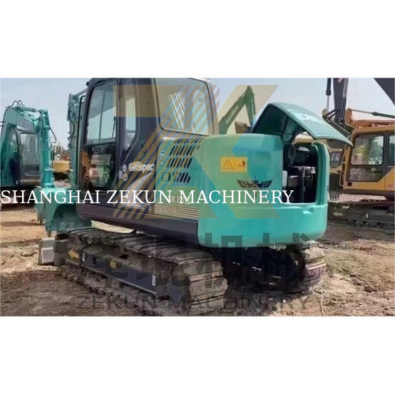 Gebruikte Kobelco SK75 Kobelco graafmachine met 0,38 emmer capaciteit en betaalbaar