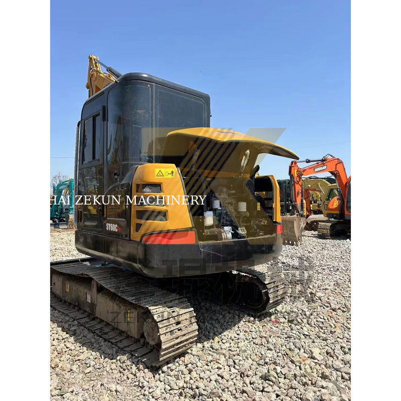 Andere gebruikte Sany-graafmachines in Shanghai 6000 KG Machinegewicht en hydraulische cilinder