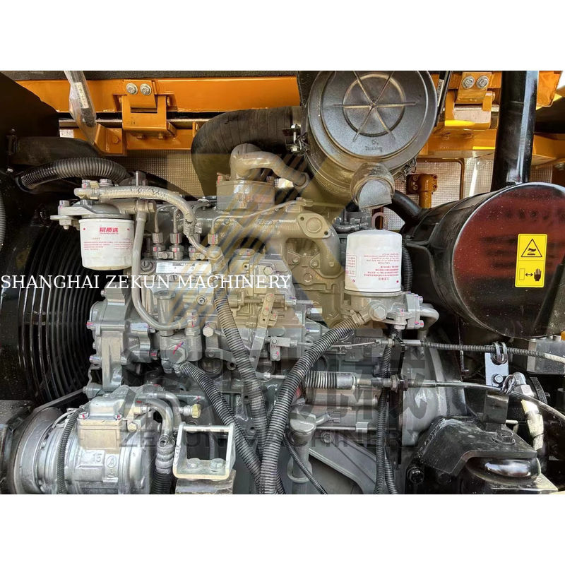 Andere gebruikte Sany-graafmachines in Shanghai 6000 KG Machinegewicht en hydraulische cilinder