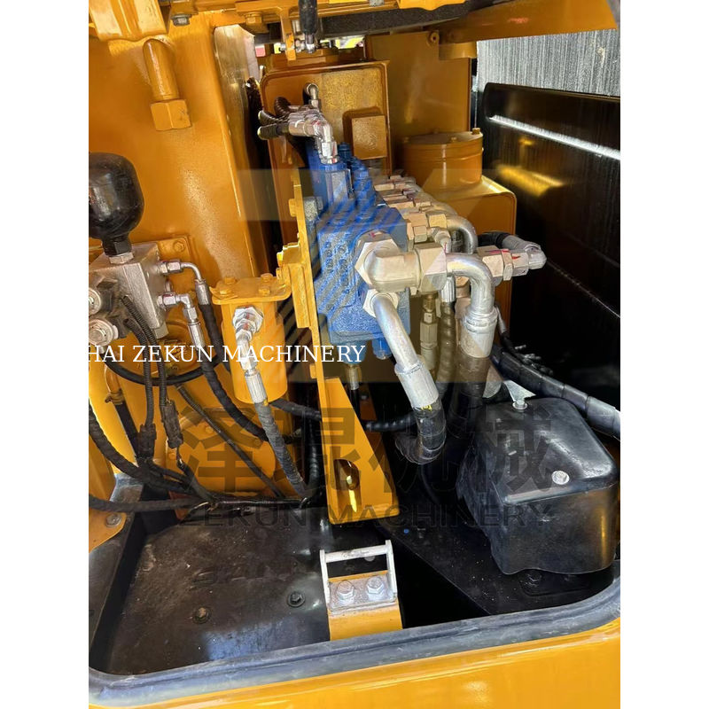 Andere gebruikte Sany-graafmachines in Shanghai 6000 KG Machinegewicht en hydraulische cilinder