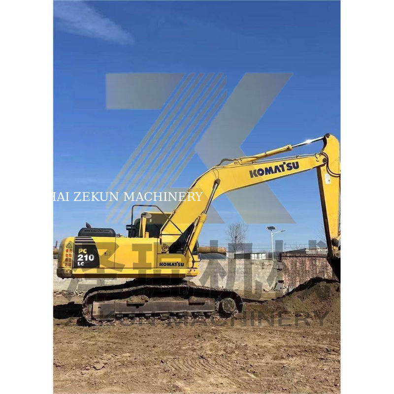 Komatsu PC210-8 PC210-8M0 21 ton graafmachine in Shanghai met 4001-6000 werkuren
