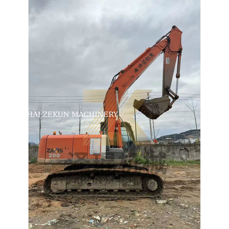 Hitachi ZX200-3 Crawler graafmachine met ISUZU motor 6500 werkuren in Shanghai