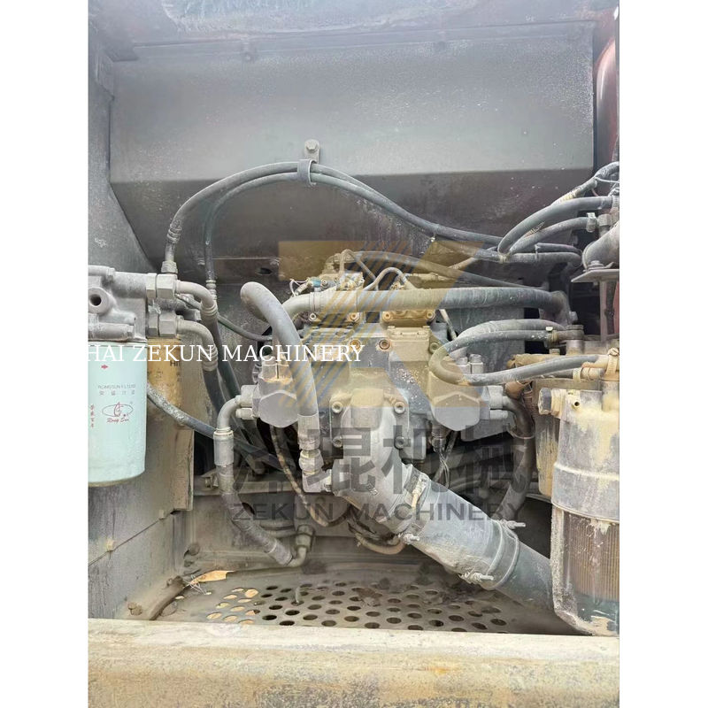 Hitachi ZX200-3 Crawler graafmachine met ISUZU motor 6500 werkuren in Shanghai