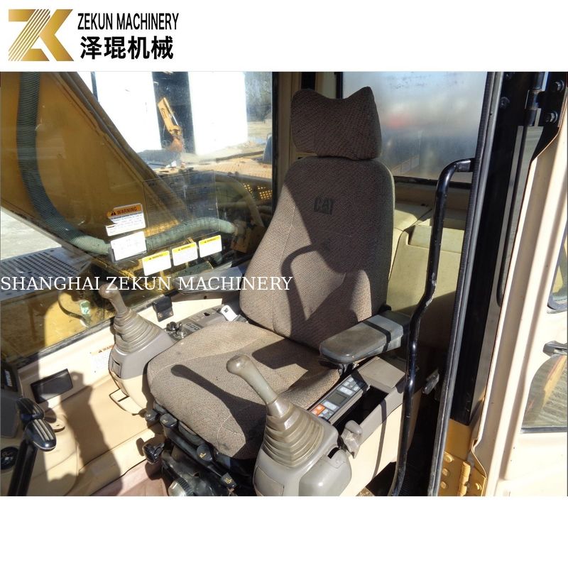 Aardgraven mogelijk gemaakt met CAT 320 BL graafmachine en 97 kW Caterpillar motor