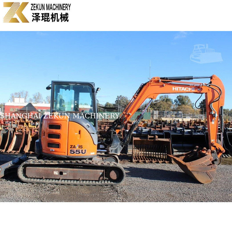 Verplaatsbare graafmachine van het type crawler-type Hitachi ZX55-5A met een capaciteit van 0,19 m3