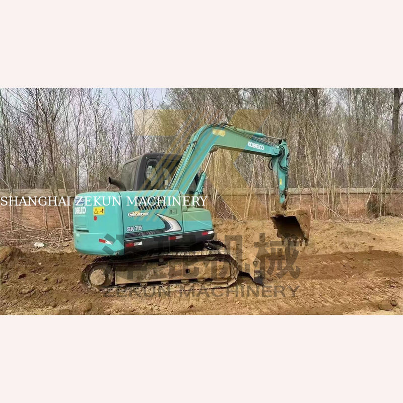 4001-6000 Werktijden Gebruikte Kobelco SK75-8 SR graafmachine voor op Shanghai Veilingen