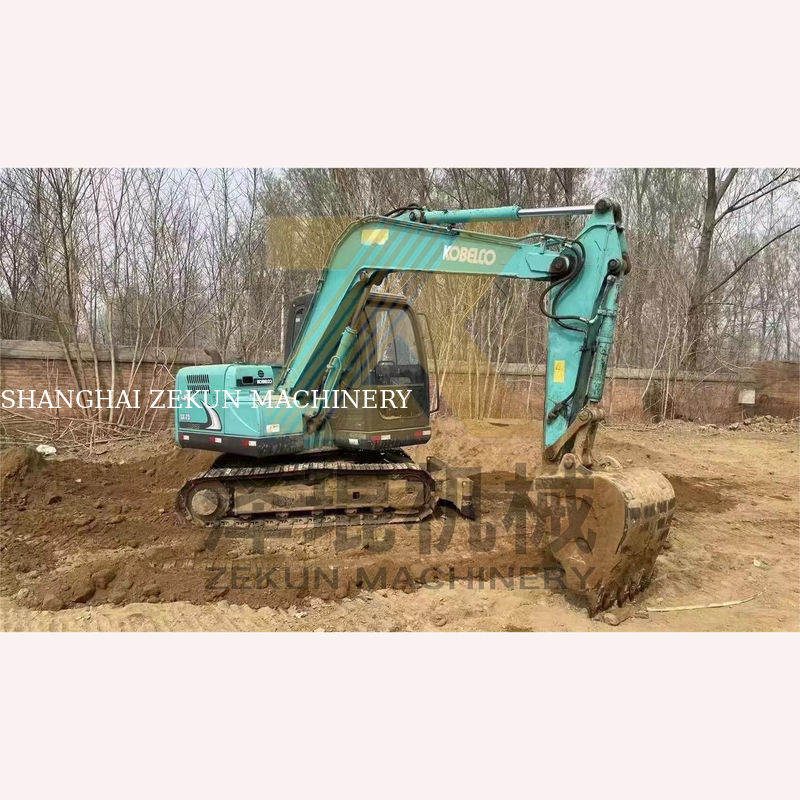 4001-6000 Werktijden Gebruikte Kobelco SK75-8 SR graafmachine voor op Shanghai Veilingen