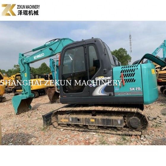 7 ton mini graafmachine Kobelco SK 75 SR UR met ISUZU-motor en originele hydraulische pomp