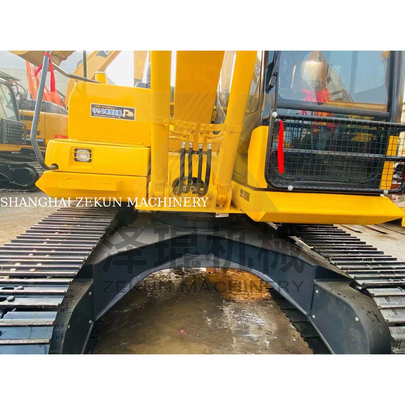 Tweedehands 13 ton graafmachine Komatsu PC130-7 Graver in Shanghai Hydraulische klep Andere