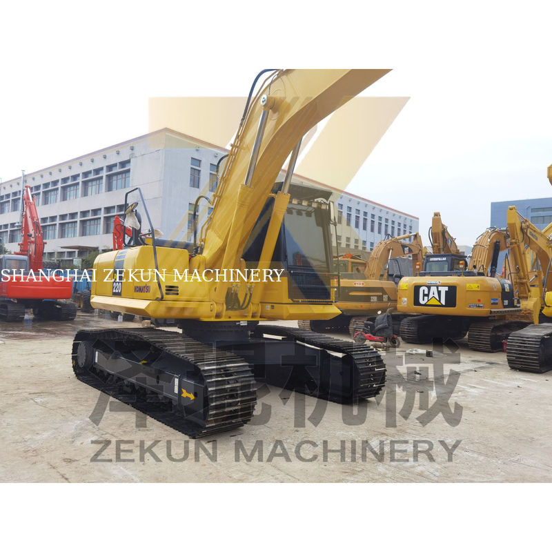 Gebruikte 22 ton Komatsu 220 PC220 graafmachine met een emmercapaciteit van 1 M3 en 1050 werkuren