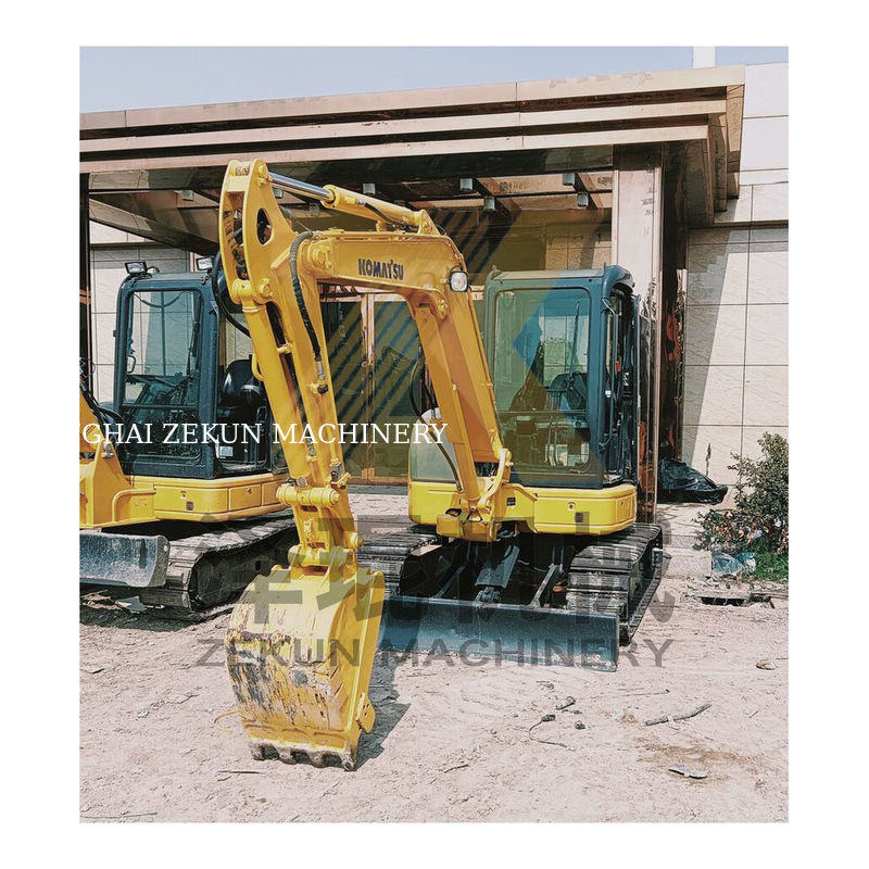 Kleine grootte Gebruikte Komatsu PC 40 Graafmachine PC40MR-1 PC40MR-2 met werktijden 2001-4000