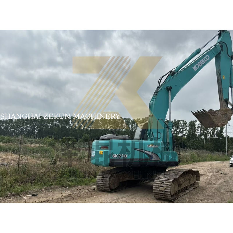 Gebruikte Kobelco SK210-8 graafmachine 21 TON in Shanghai in goede staat met 2020 HINO Jaar en motor
