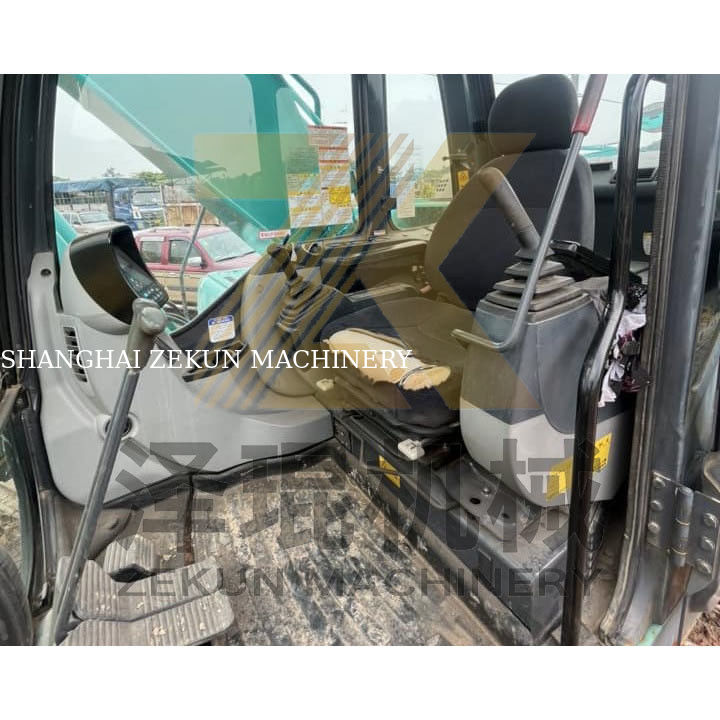 2018 Gebruikte Kobelco SK200-8 graafmachine met en lage werktijden in goede staat