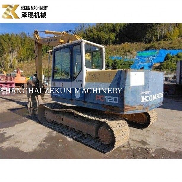 Kleine hydraulische graafmachine met 12800 kg gewicht Komatsu PC 120-5 in goede staat