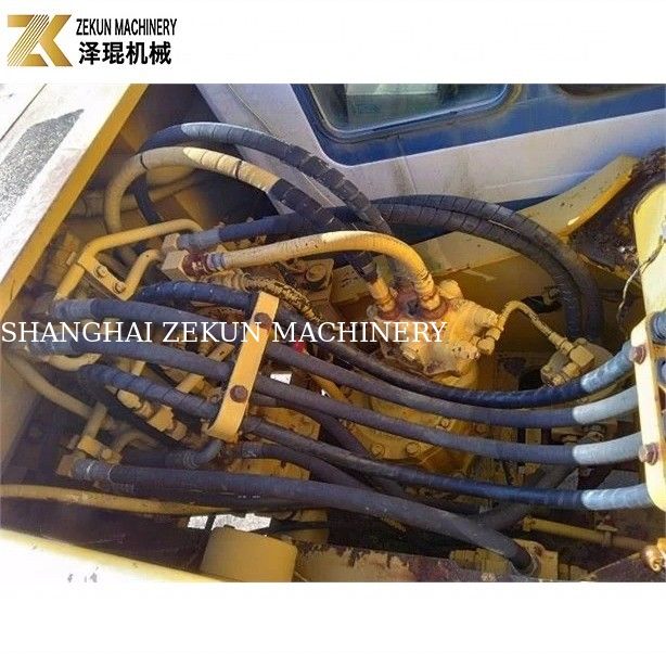 Kleine hydraulische graafmachine met 12800 kg gewicht Komatsu PC 120-5 in goede staat