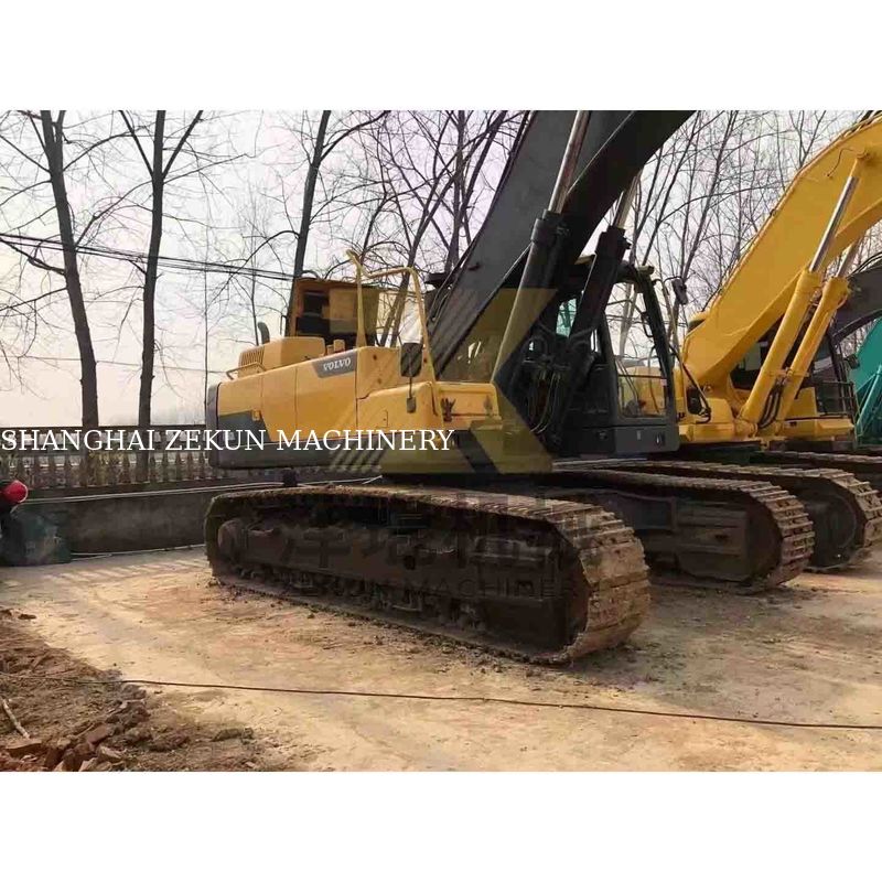 Tweedehands Volvo Ec480dl graafmachine met 4600 werkuren en andere hydraulische cilinder