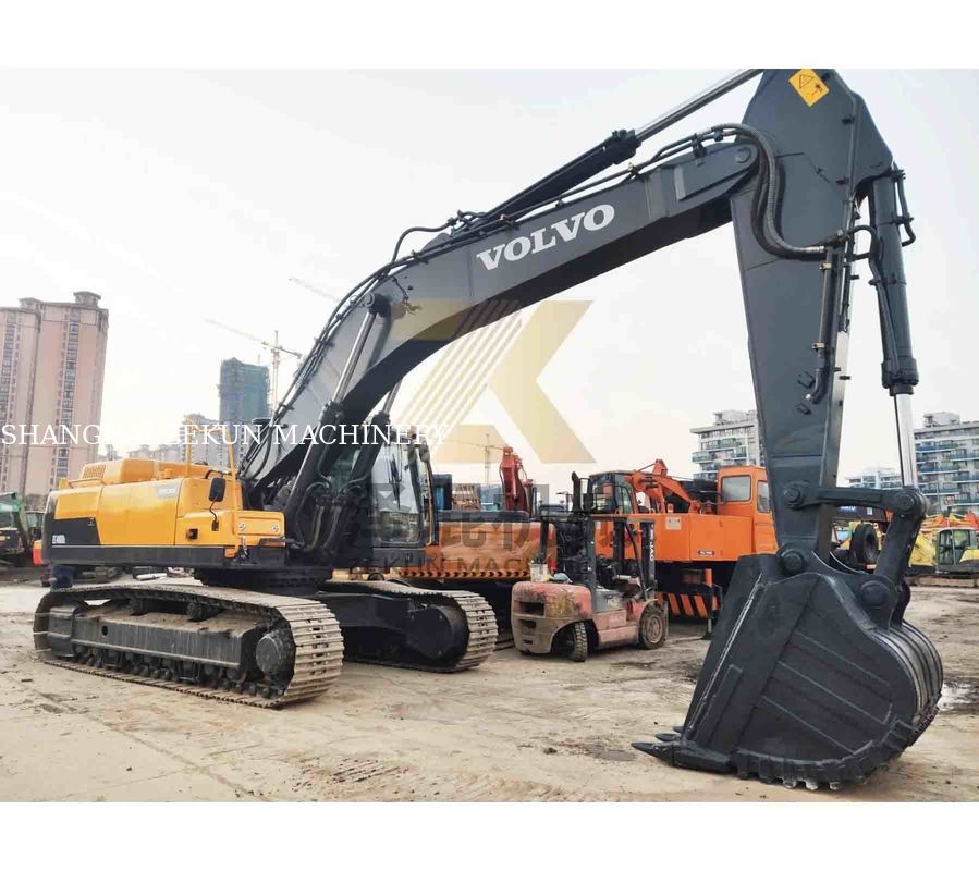 Gebruikte VOLVO EC480DL graafmachine 270KW Kracht en 1,77 3,8 m3 emmercapaciteit