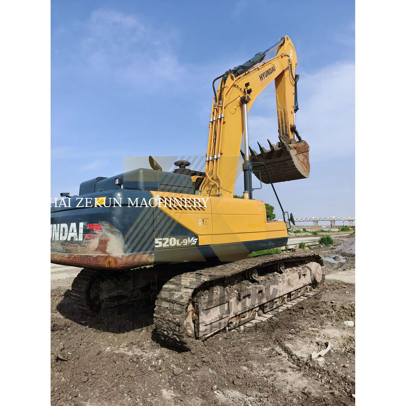 Uitstekende staat Hyundai R520 graafmachine met 3M3 emmercapaciteit en 266KW vermogen in hot market