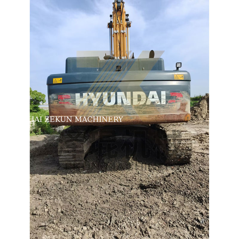 Uitstekende staat Hyundai R520 graafmachine met 3M3 emmercapaciteit en 266KW vermogen in hot market