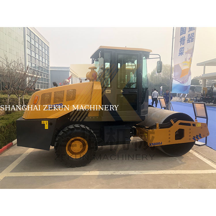 Gebruikte XCMG XS600J 6T Roller.