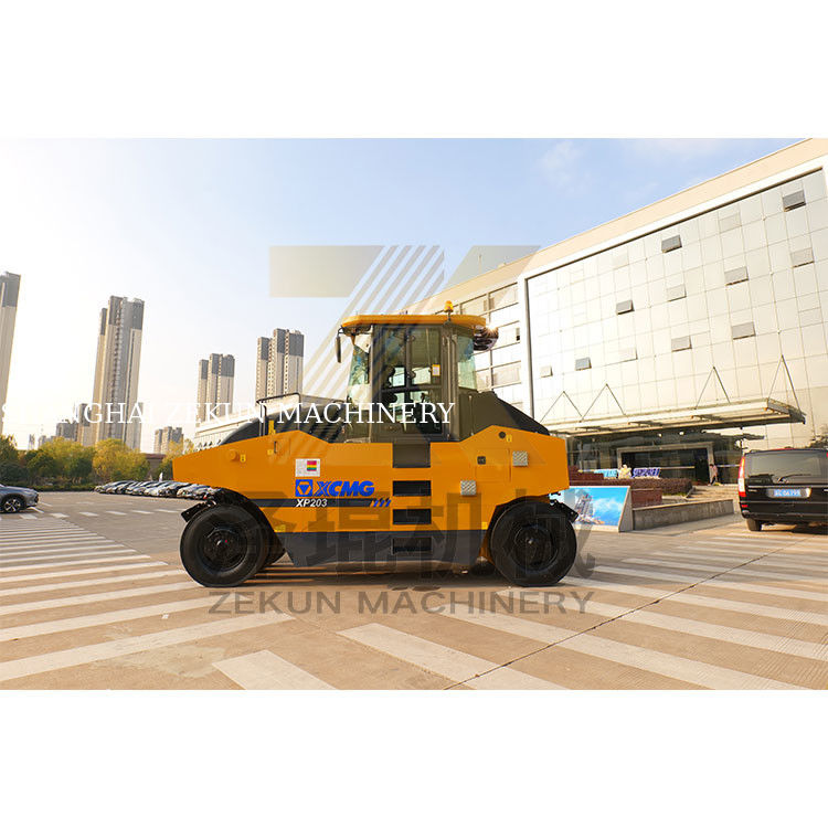 13 ton XCMG XP203 bandenrol China Stage II wegbouwapparatuur