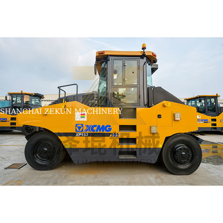 13 ton XCMG XP163 bandenrol China Stage II wegbouwapparatuur