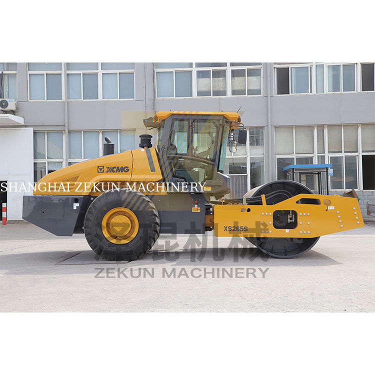 26T XCMG XS265S Hydraulische single-drum roller.