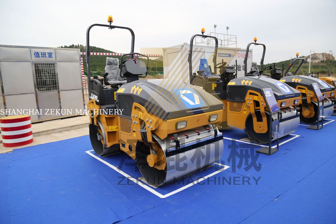 3 ton XCMG XMR303 Vibratory Roller China Stage IV Road Machine
