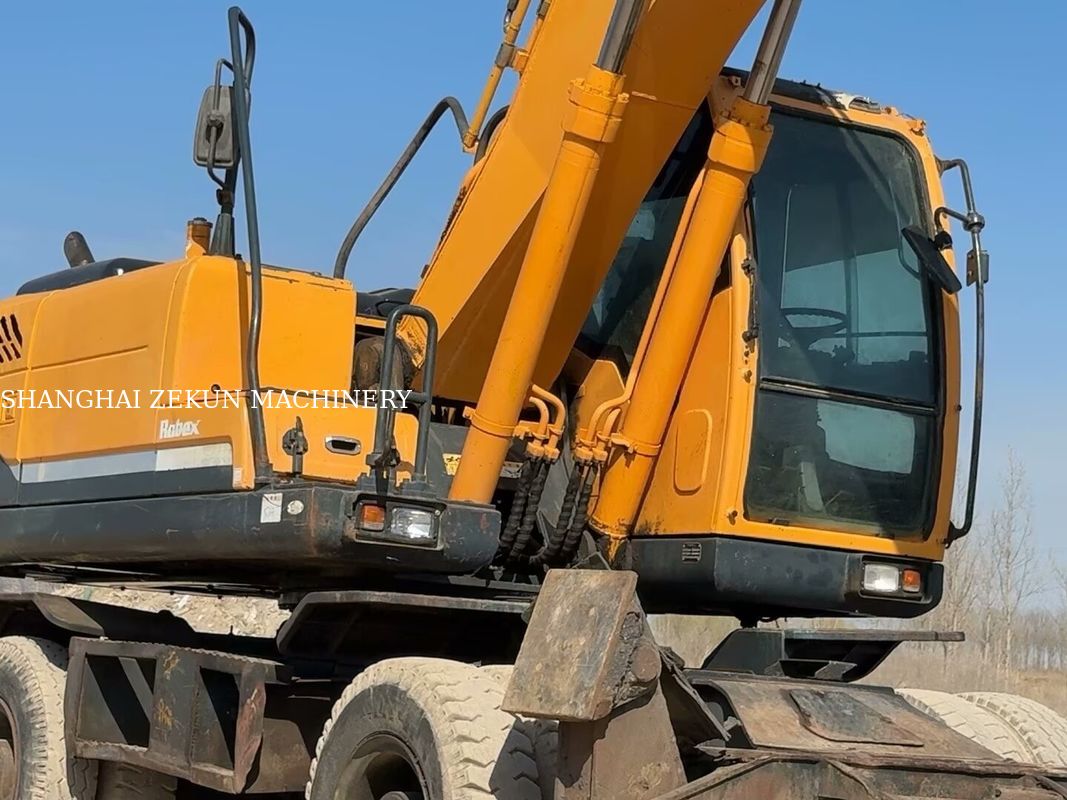 2014 Hyundai R210W-9 21 ton wiel graafmachine perfect voor bouwprojecten