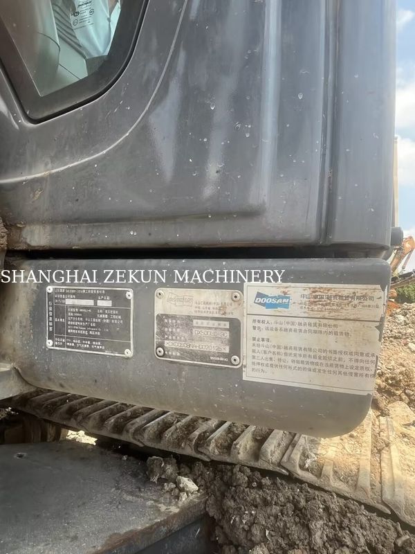 Gebruikte Doosan DX500LC-9C graafmachine 800 Rpm Paardenkracht en maximale graafhoogte 11