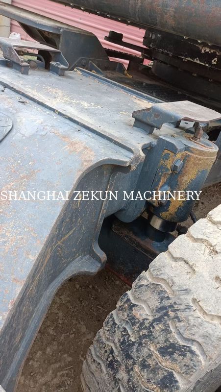 Hyundai R210W-9 Wielgraafmachine 330 L Brandstoftank Capaciteit En Hydraulische Klep