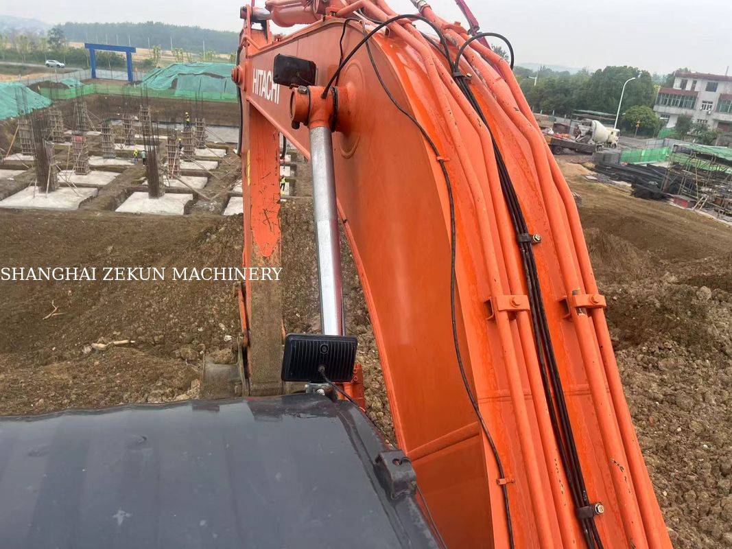 2020 Hitachi ZX220-5A Graafmachine 6541 uur Max. graafhoogte 630 mm Max. graafdiepte 670 mm Voor zware klussen