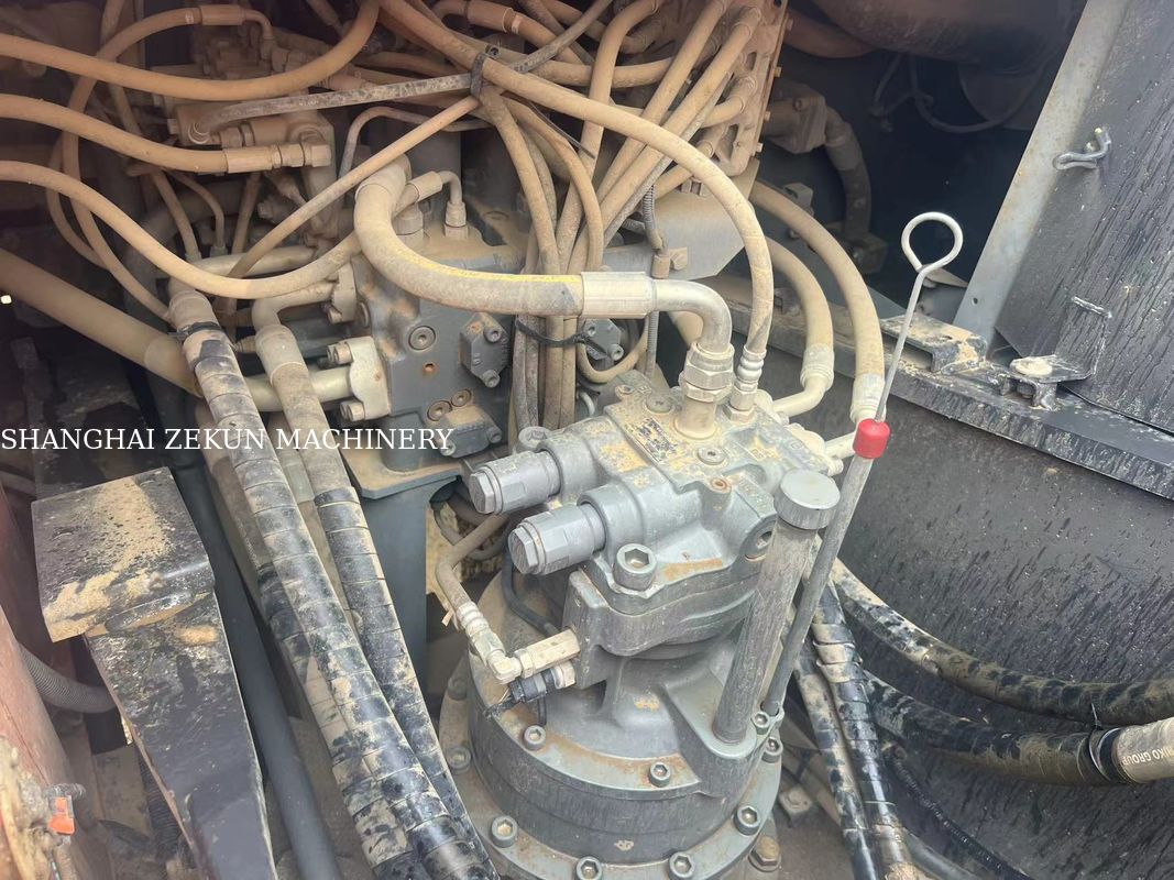 2022 Hitachi ZX200-5A Graafmachine met maximale graafhoogte van 9 en zwenksnelheid van 13,3 tpm, 5500 uur