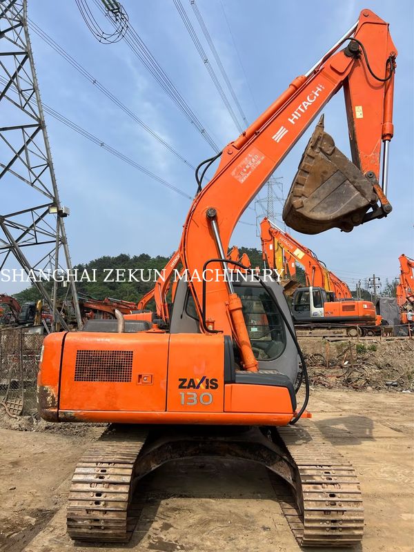 Gebruikte Hitachi ZX130-6 Graafmachine met 11053 uur 4,6m Gieklengte 34,3 MPa Hydraulische Druk