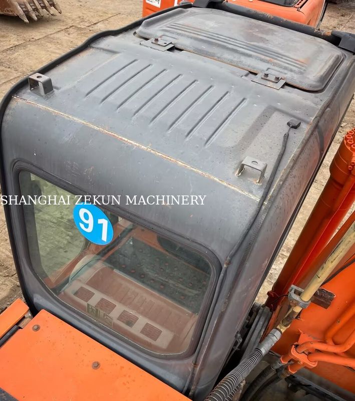 Hitachi ZX200-3G Graafmachine 10658 uur Armlengte 2,94 m Maximaal graafhoogte 620 mm
