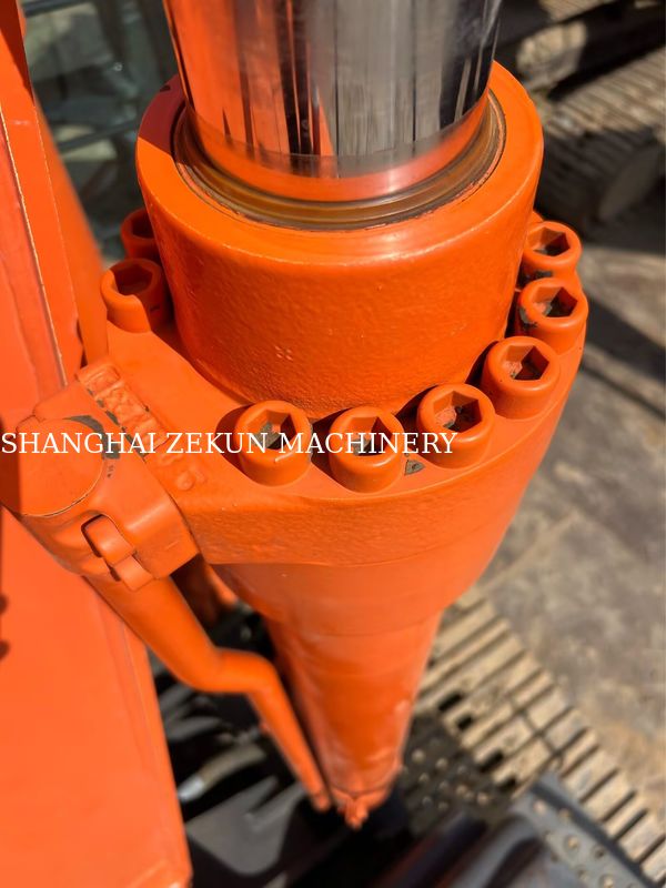 Hitachi ZX200-3G Graafmachine 12081 uur Reis snelheid 3,5 / 5,5 Km/h Cab Features Multifunction display
