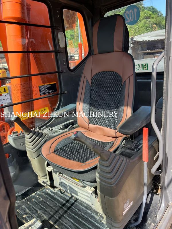 Hitachi ZX200-3G Graafmachine 12081 uur Reis snelheid 3,5 / 5,5 Km/h Cab Features Multifunction display