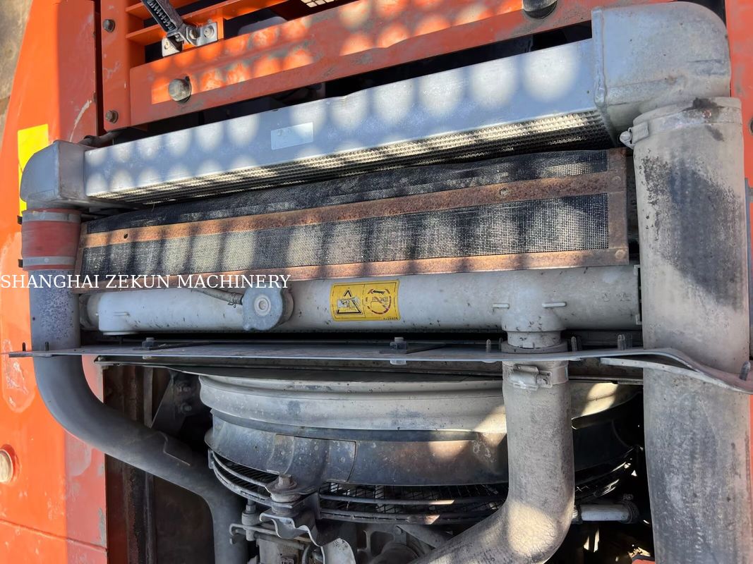 Hitachi ZX200-3G Graafmachine 12081 uur Reis snelheid 3,5 / 5,5 Km/h Cab Features Multifunction display