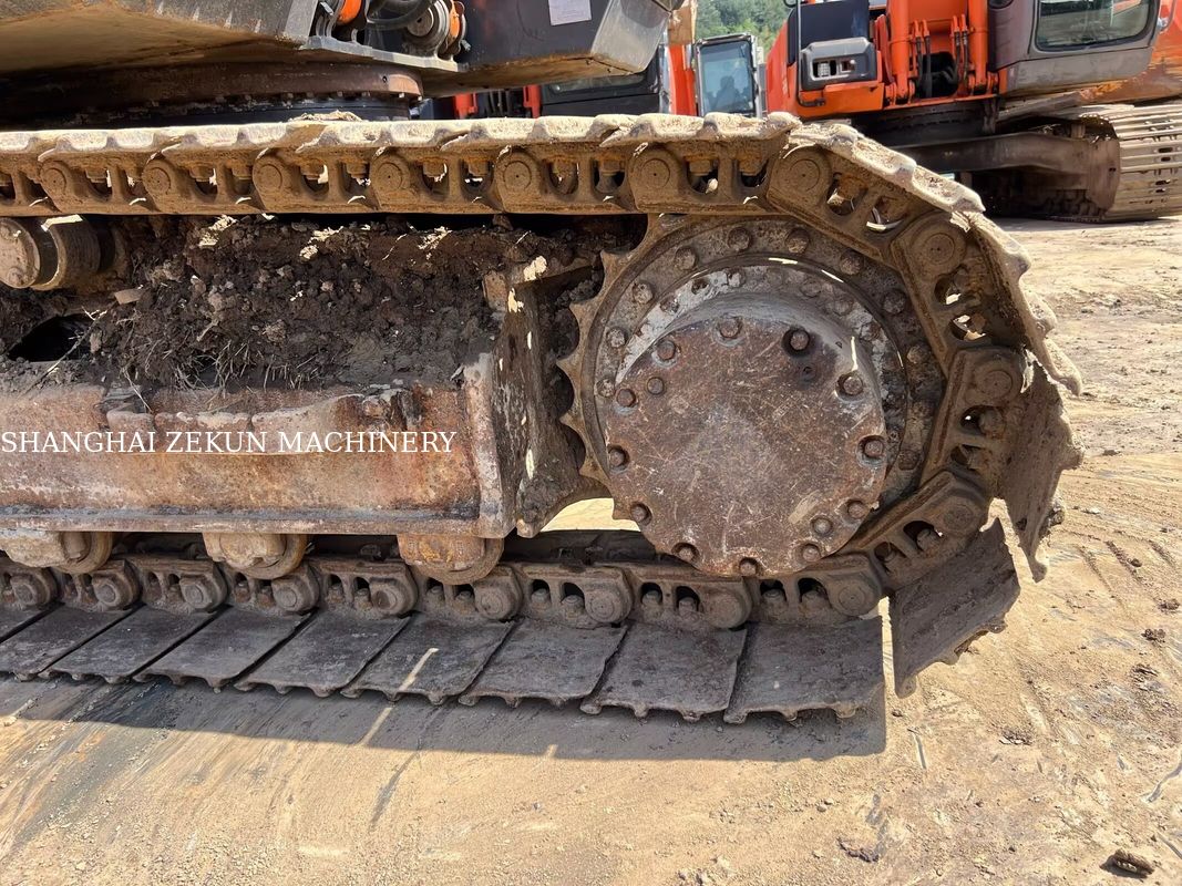 Hitachi ZX200-3G Graafmachine 12081 uur Reis snelheid 3,5 / 5,5 Km/h Cab Features Multifunction display
